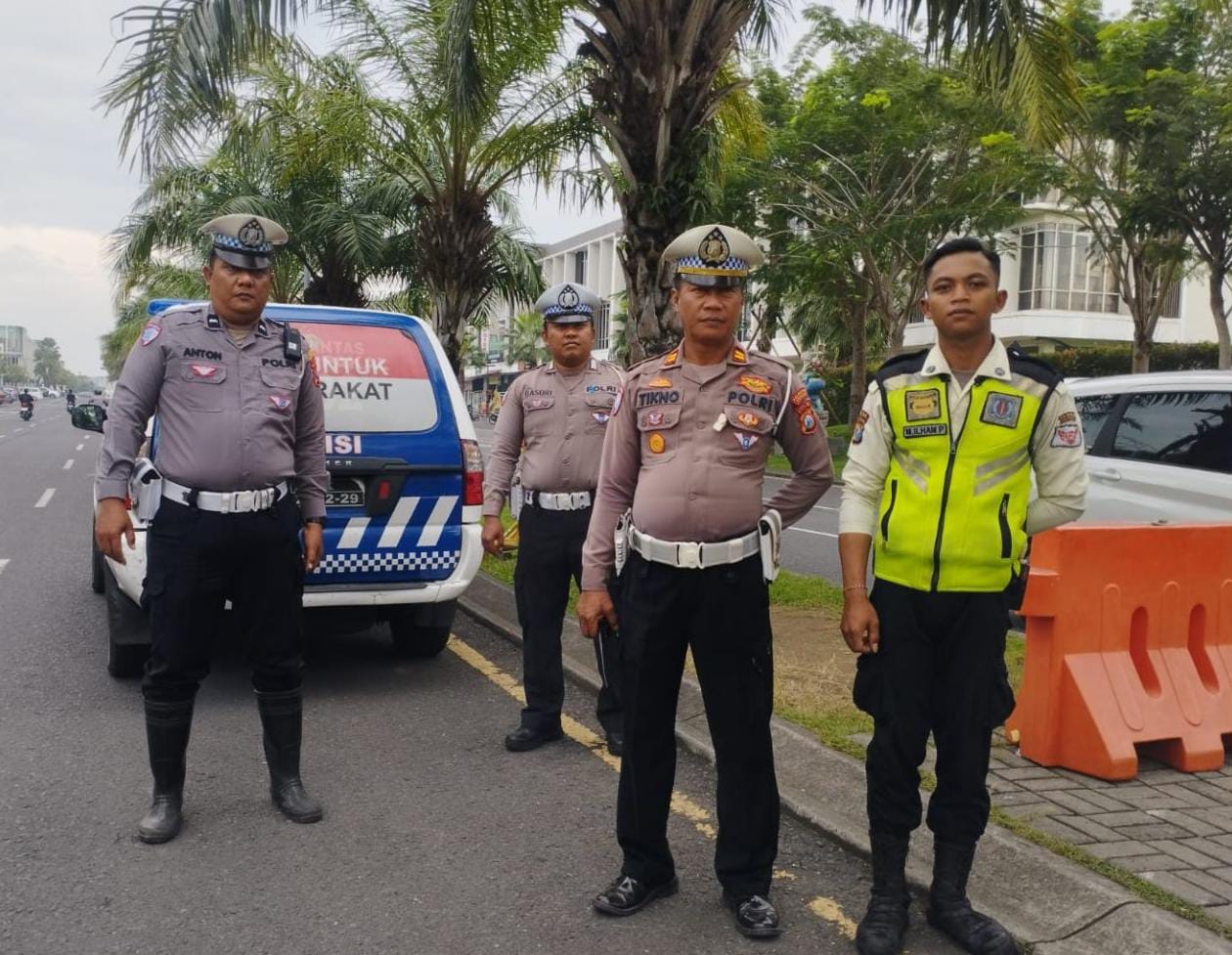 Polsek Pakal Tingkatkan Keamanan Menjelang Hari Bhayangkara, Patroli Presisi Sasar Permukiman