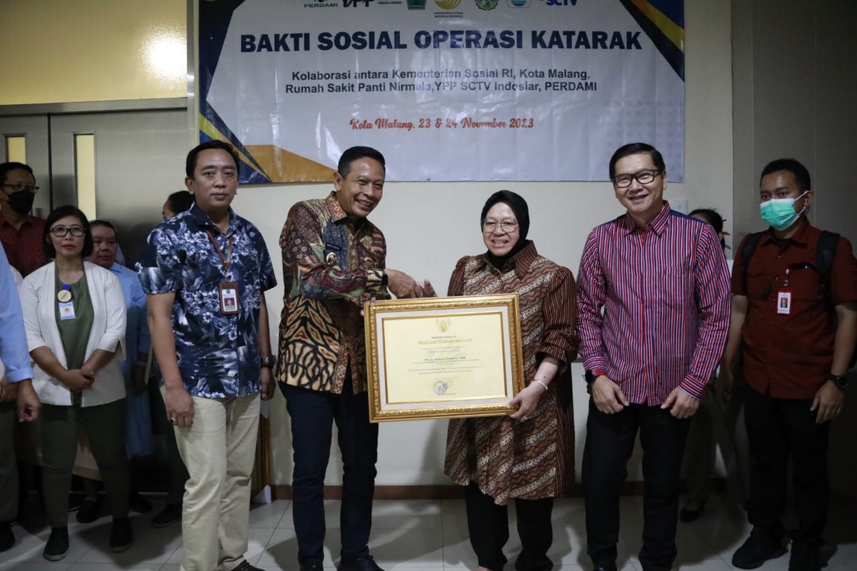 Peduli Kesehatan Masyarakat, Pj Wali Kota Malang Terima Penghargaan 