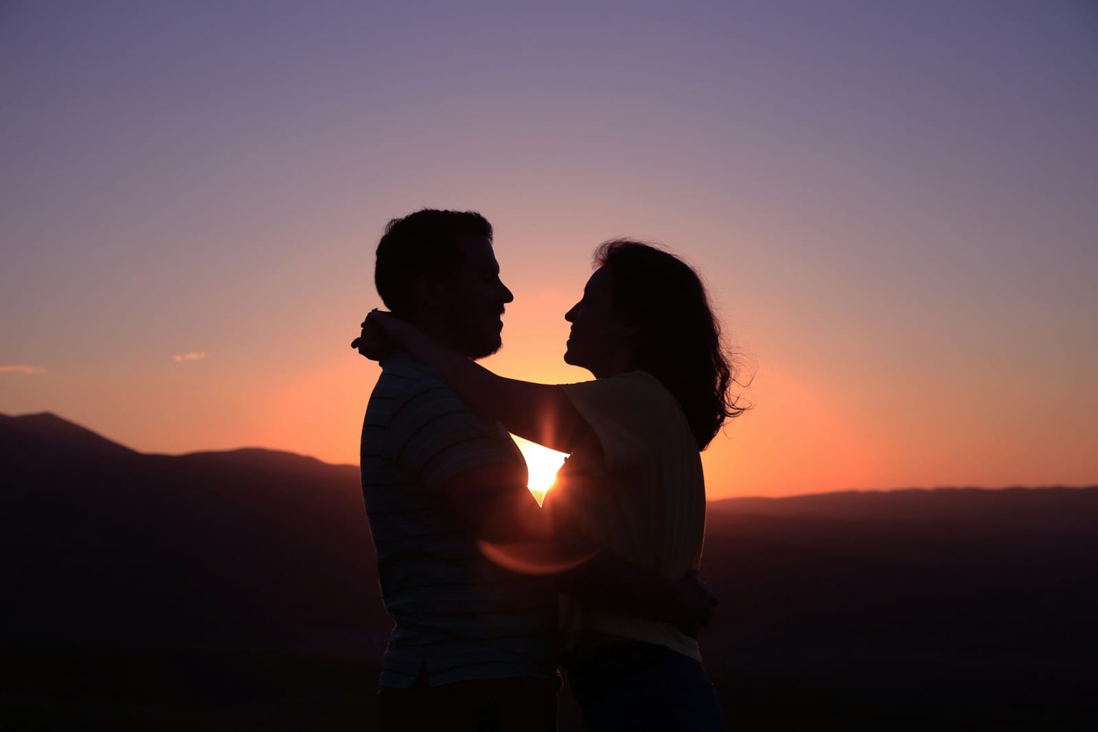 7 Cara Memahami dan Mengatasi Rasa Cemburu dalam Hubungan