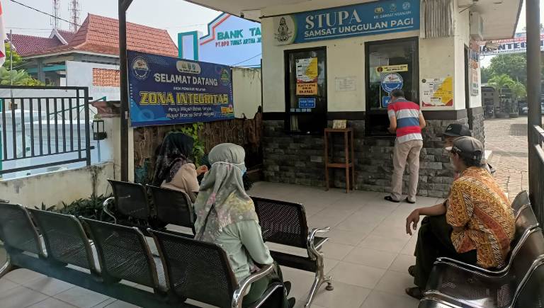 Samsat STUPA Dibuka, Solusi Warga Bayar Pajak Kendaraan di Pagi Hari