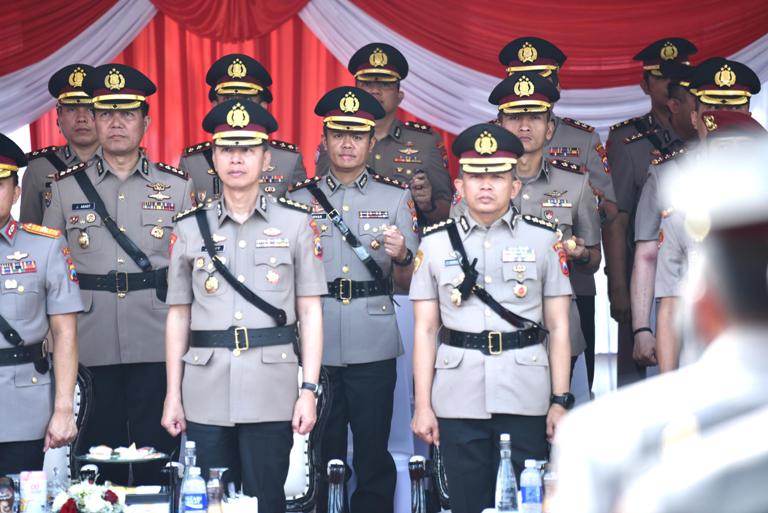 Kapolres Gresik Hadiri Upacara Hari Juang Polri di Surabaya