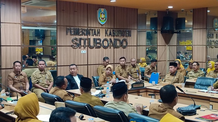 Bupati Situbondo Tegaskan Rapat Selasaan untuk Percepatan Program Prioritas