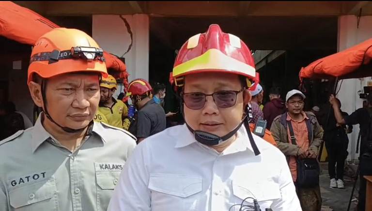 Evakuasi Korban Terus Dilanjutkan, Adhy Karyono : Ada 7 korban Hidup di Dalam Reruntuhan 