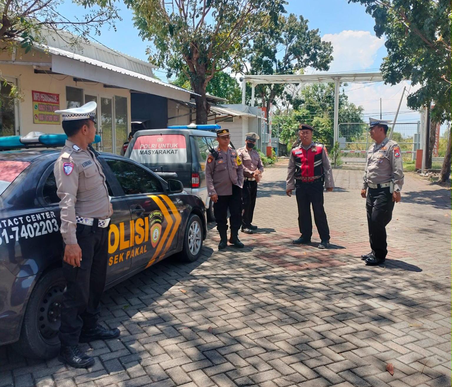 Polsek Pakal Gelar Patroli Kota Presisi, Jaga Kondusivitas di Perum Madya Asri
