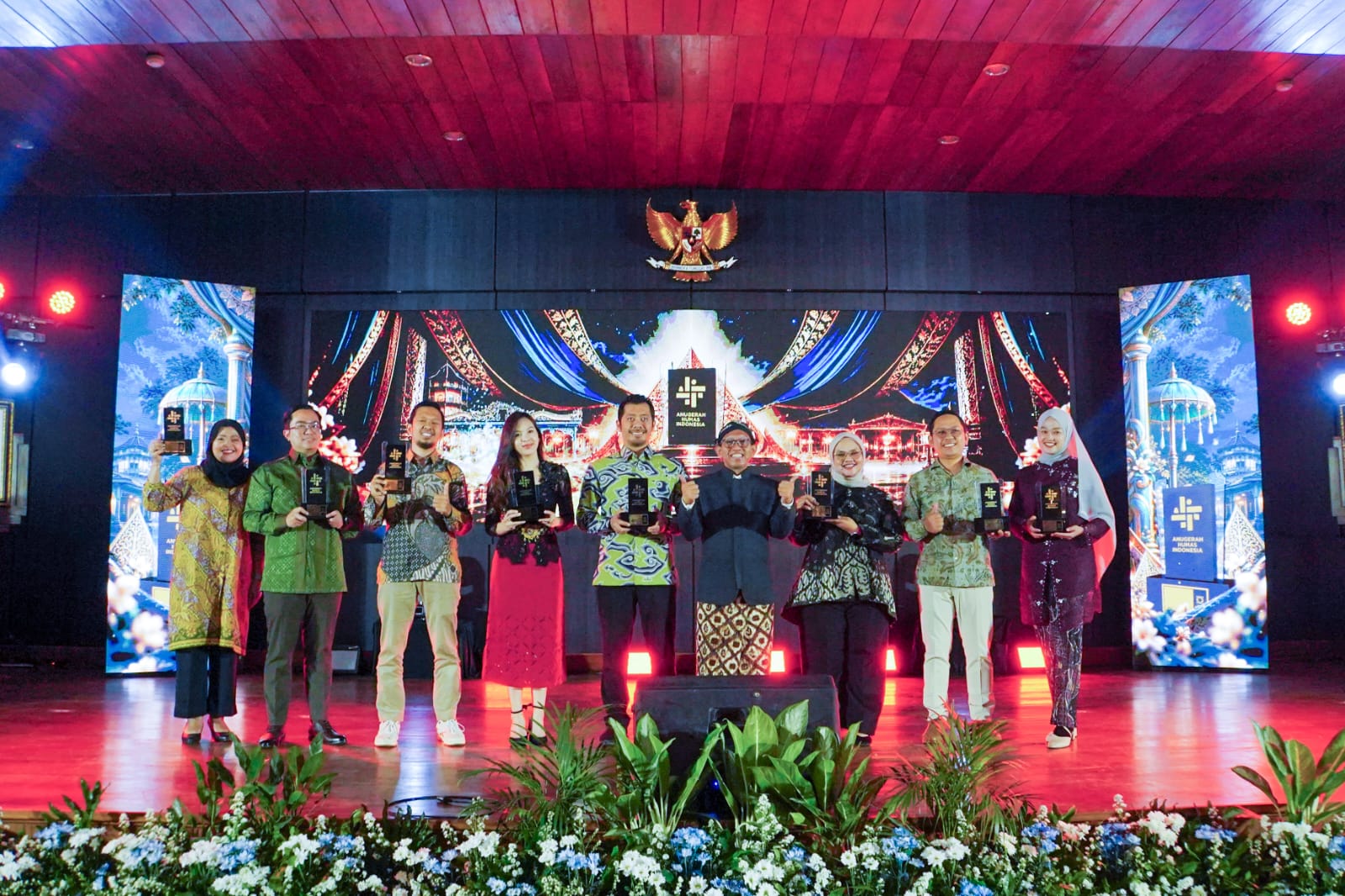 PT Terminal Teluk Lamong Surabaya Raih Dua Penghargaan Nasional