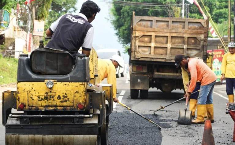 Dinas PU Bina Marga Jatim Fokus Pemeliharaan Jalan dan Jembatan di Tengah  Efisiensi