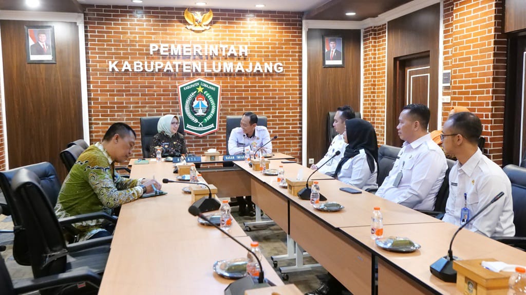 Permudah Layanan Paspor Bagi Warga Lumajang, Bunda Indah Dorong Pembukaan ULP