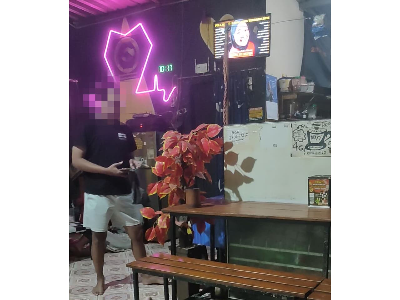 Warkop Berkedok Jual Es Moni di Sambikerep Surabaya, Sediakan Ciu Oplosan Dekat Kawasan Sekolah