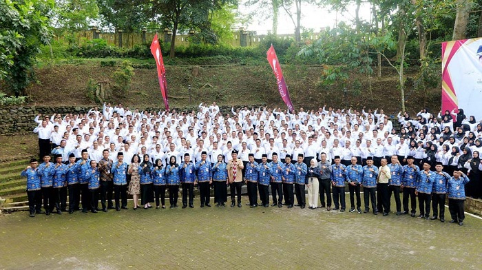 631 PPPK Lumajang Resmi Menerima Petikan SK