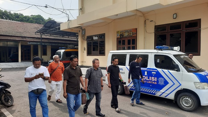 Dinilai Langgar UU ITE, Pria Mengaku Wartawan Dilaporkan ke Mapolres Situbondo