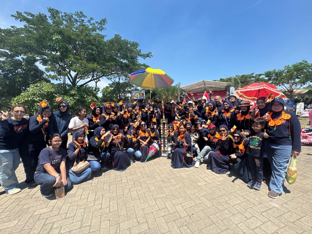 Rayakan HUT Ke-80 RI, Warga Perumahan Taman Dhika Sidoarjo Gelar Lomba Hingga Pesta Rakyat