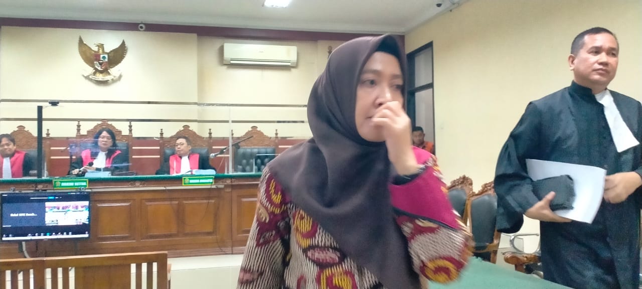 Sidang Pemotongan Insentif BPPD Sidoarjo, Hari Ini  Ari Suryono dan Siska Wati Divonis