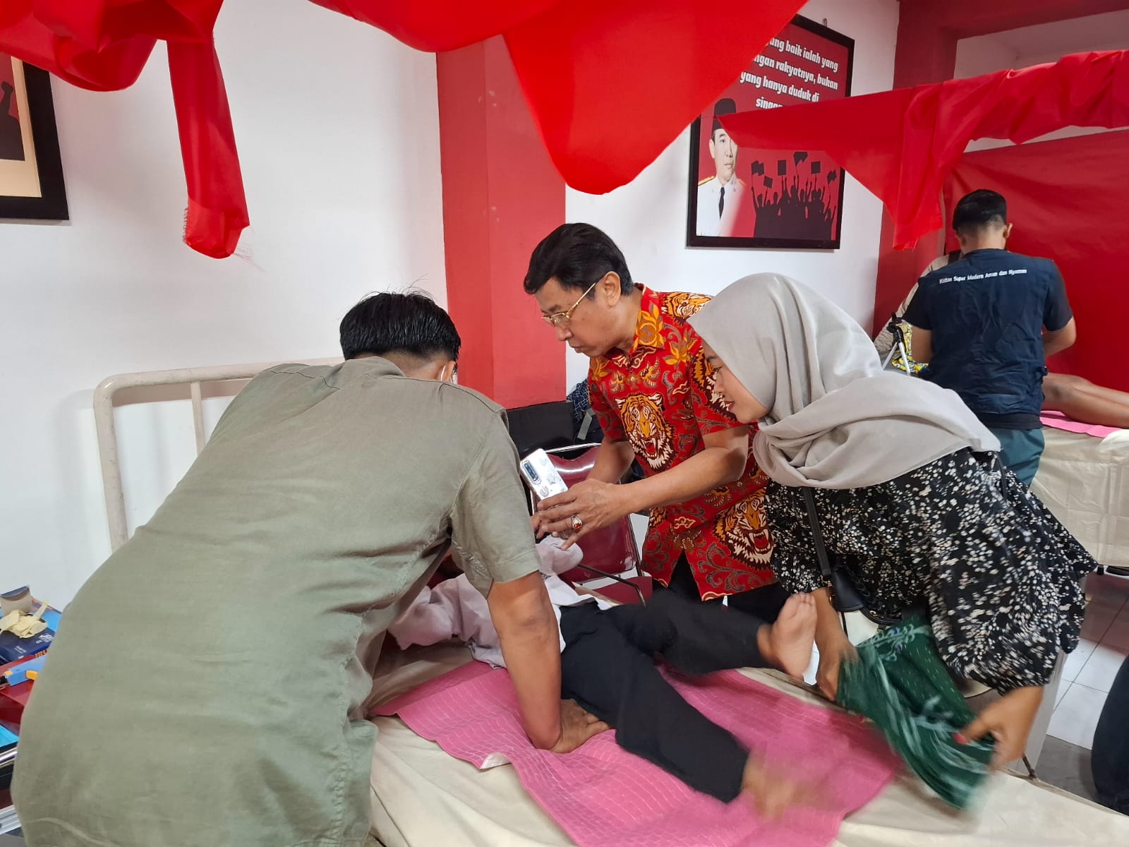 PDIP Surabaya Gelar Khitanan Massal untuk 70 Anak, Wujud Kepedulian Sosial