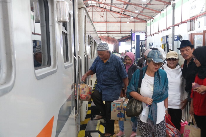 Hadapi Lonjakan Penumpang Jelang Nataru, Kota Madiun Siapkan Tambahan KA dan Armada Bus