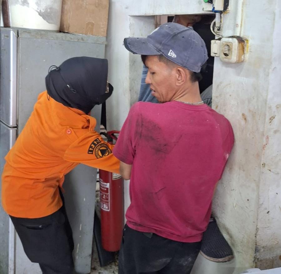 Tragis! Teknisi Tewas Terjepit Lift di Restoran Jalan Wali Kota Mustajab Surabaya