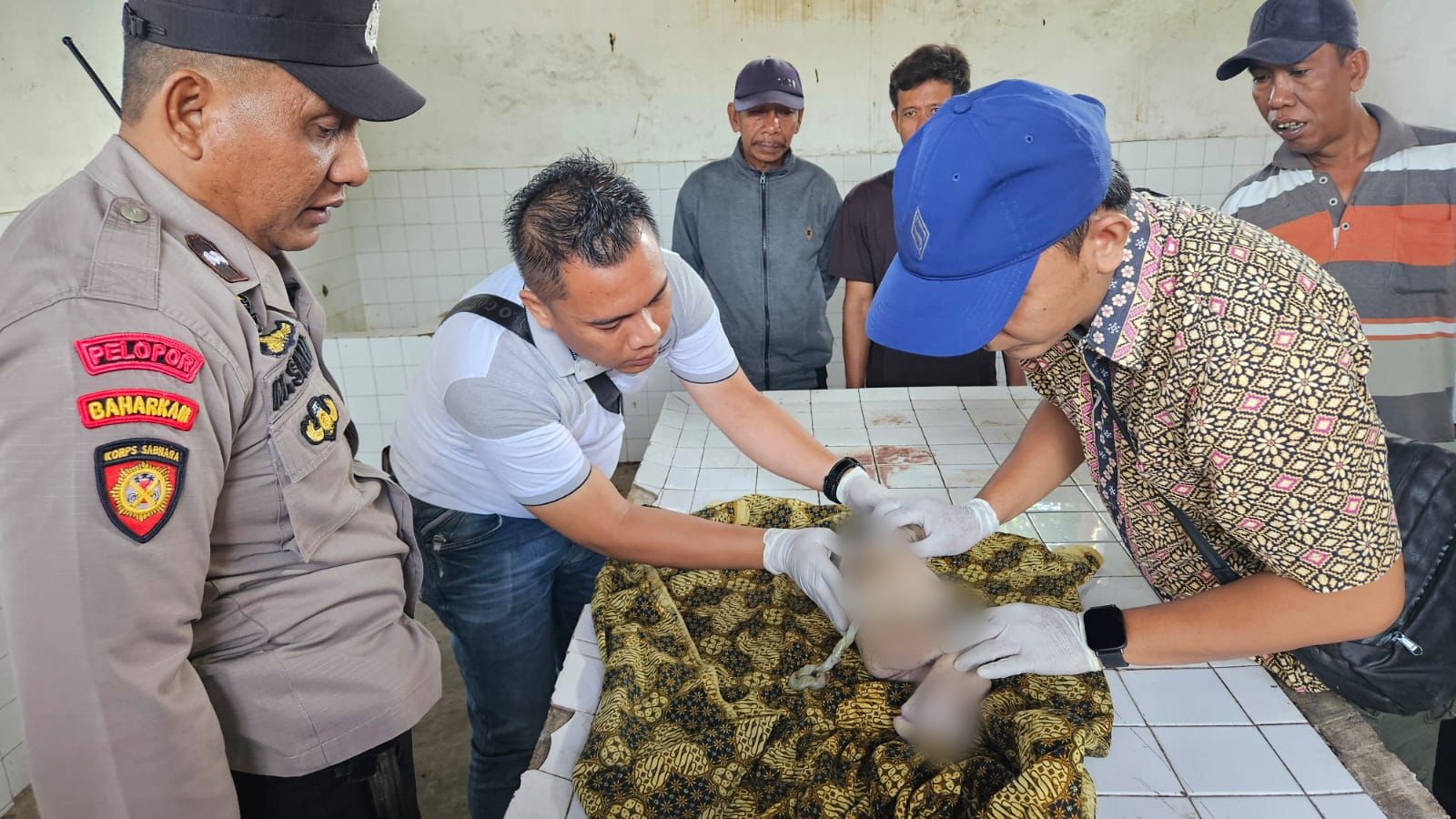 Bayi Perempuan Ditemukan Tewas Mengapung di Saluran Irigasi Tanggul Jember