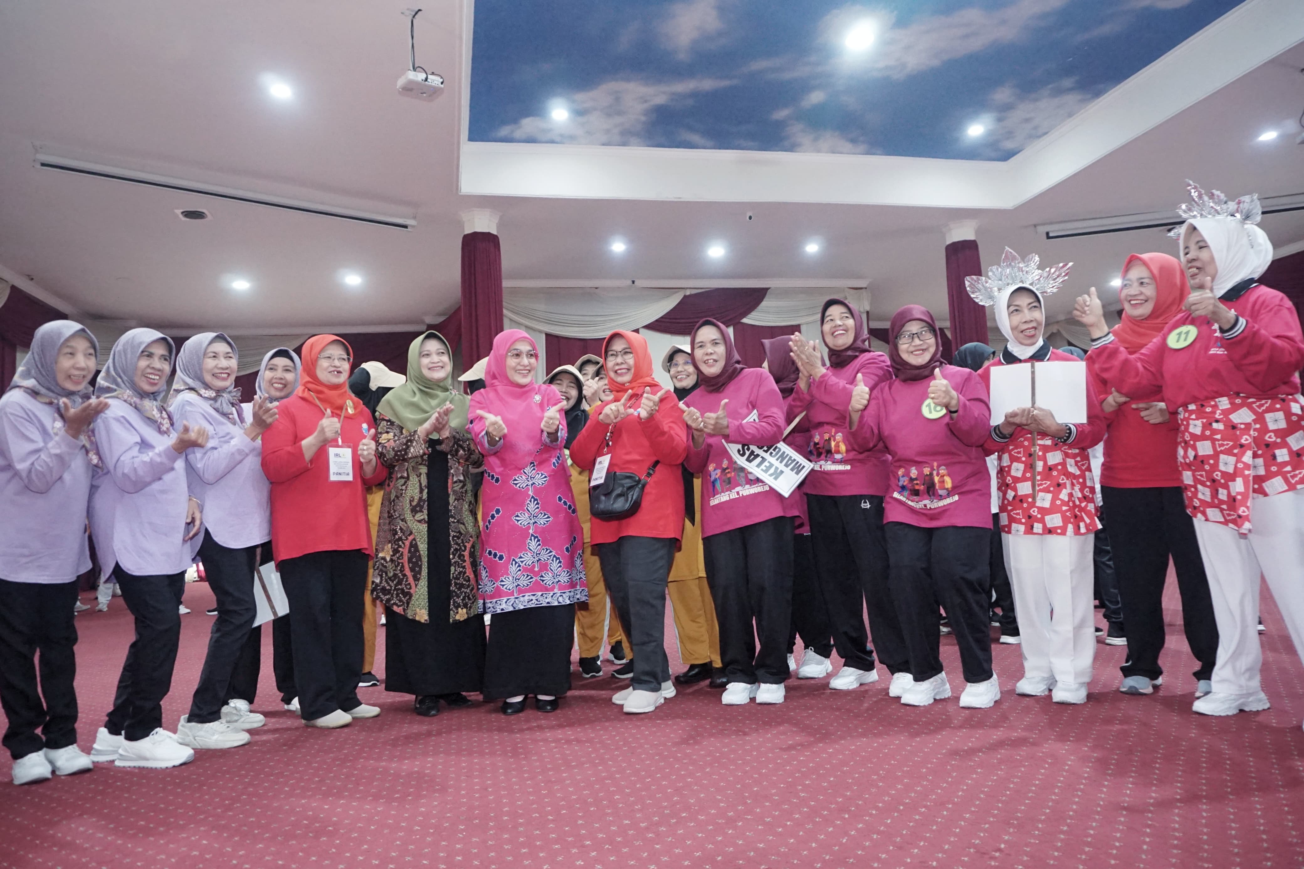 Semarak Sekolah Lansia Tangguh di Kota Pasuruan, Bunda Ani : Panjenengan Adalah Lansia Hebat