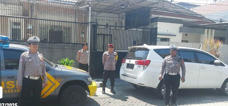 Polsek Mulyorejo Perketat Keamanan Antisipasi 3C di Wilayah Sutorejo Indah
