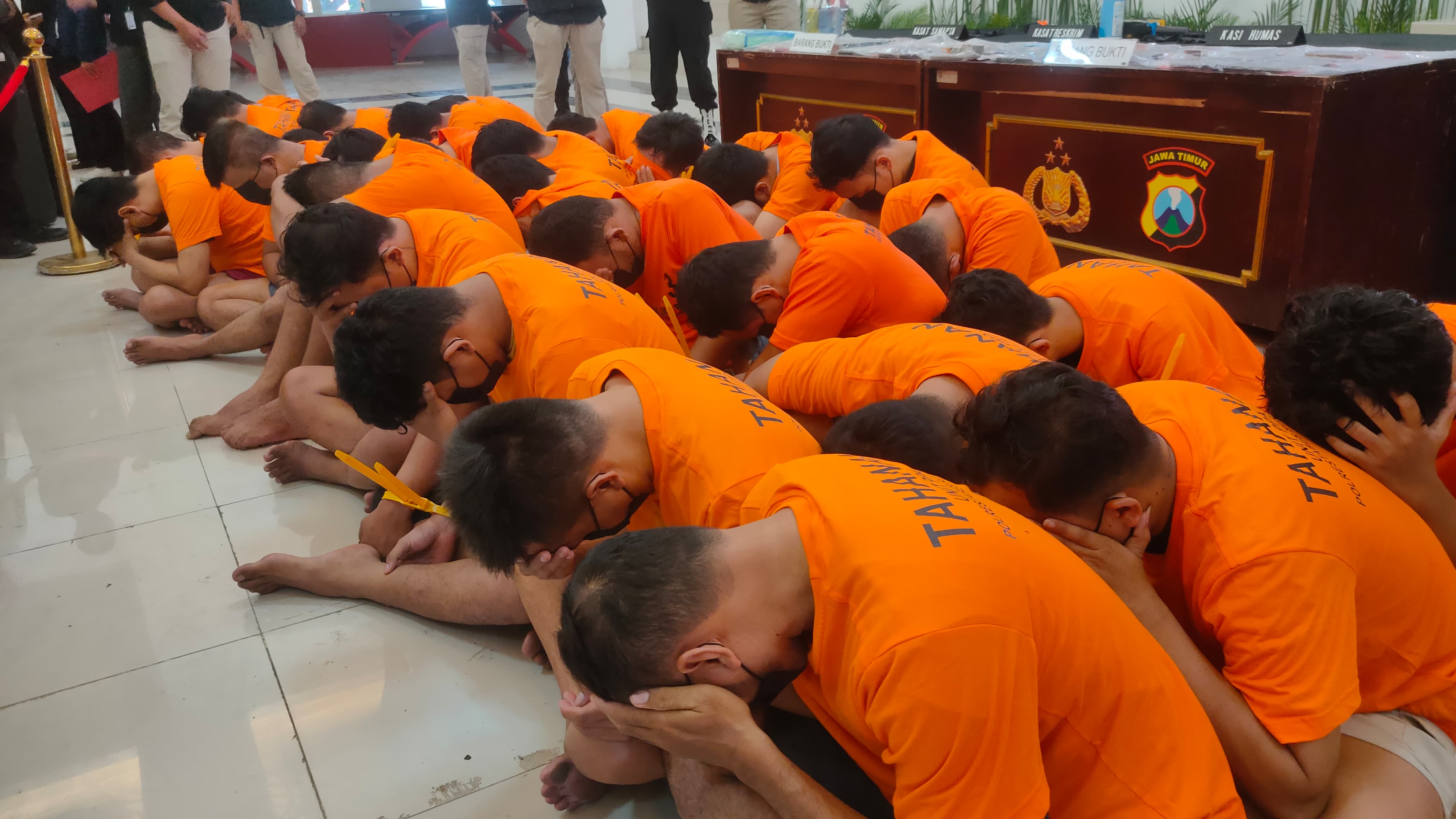 Hotel Midtown Residence Surabaya 7 Kali Digunakan Pesta Seks Sesama Jenis