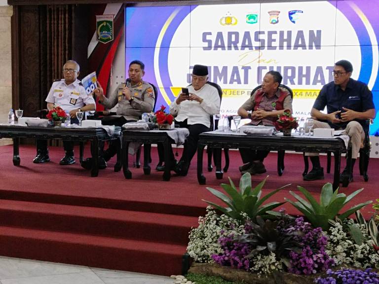 Bupati dan Kapolres Malang Sarasehan dengan Paguyuban Driver Jeep Bromo