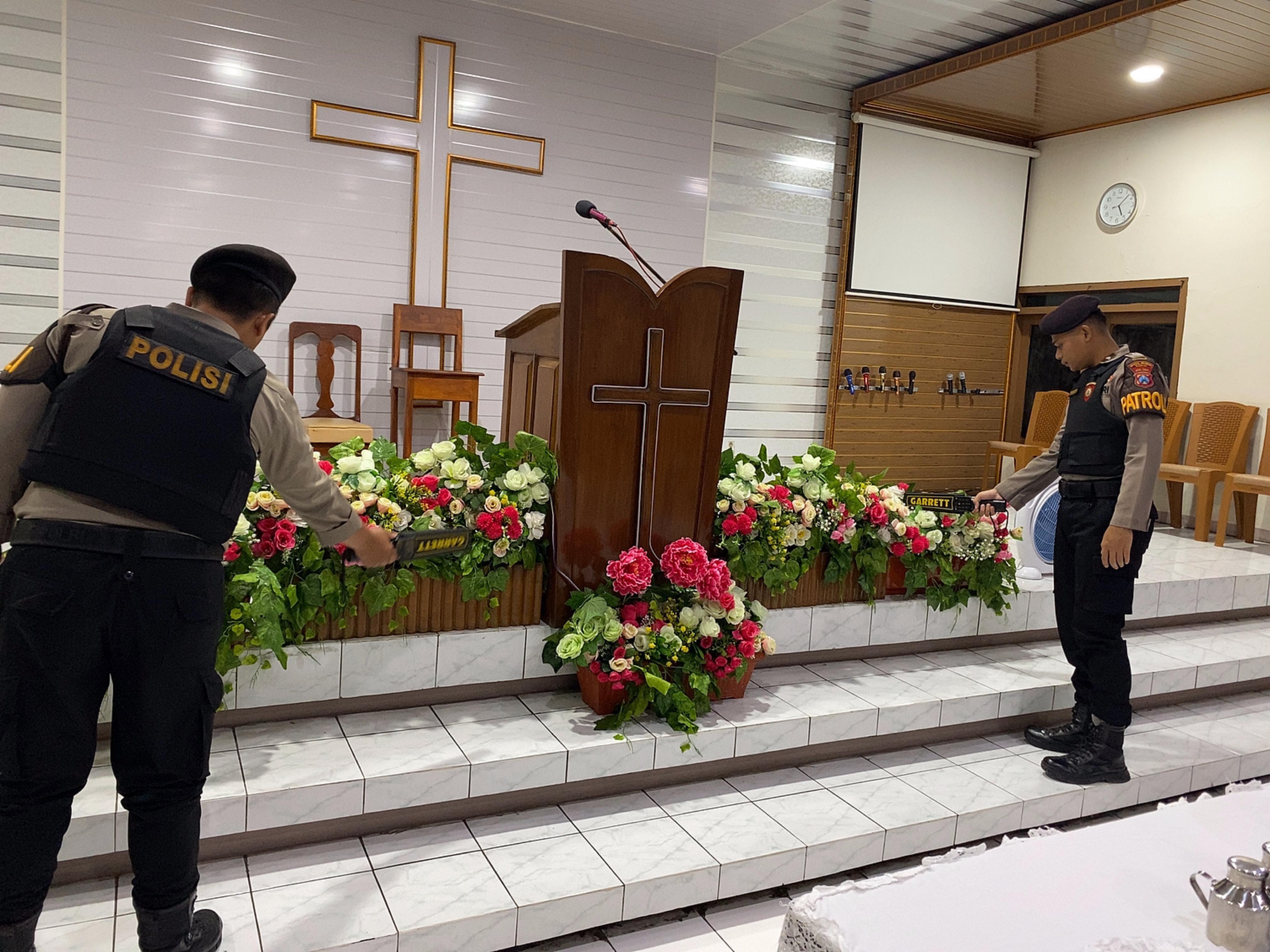 Sterilisasi Gereja, Polres Ngawi Pastikan Ibadah Aman 