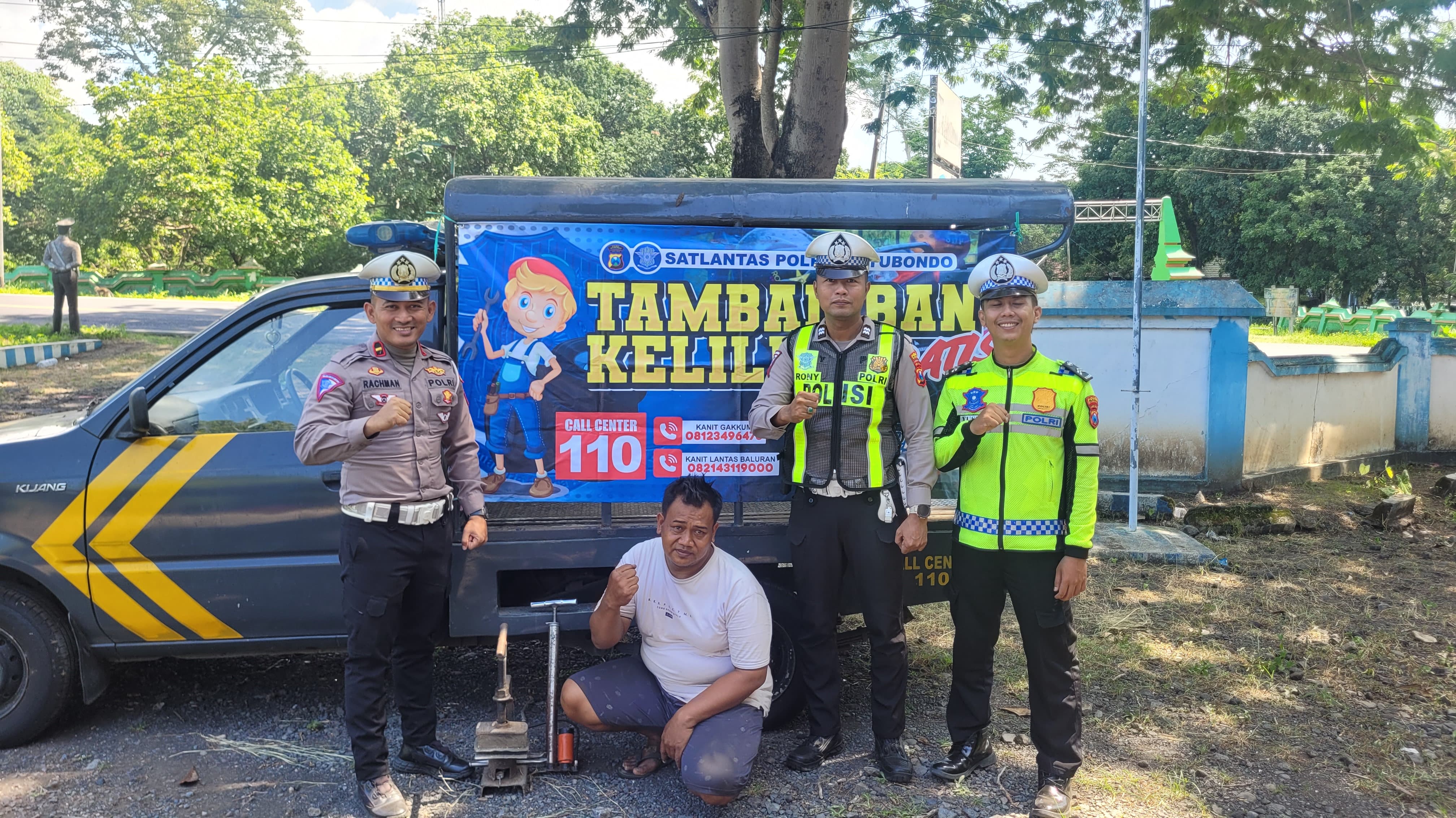 Polisi di Situbondo Siapkan Layanan Patroli Tambal Ban Gratis di Jalur Pantura Hutan Baluran