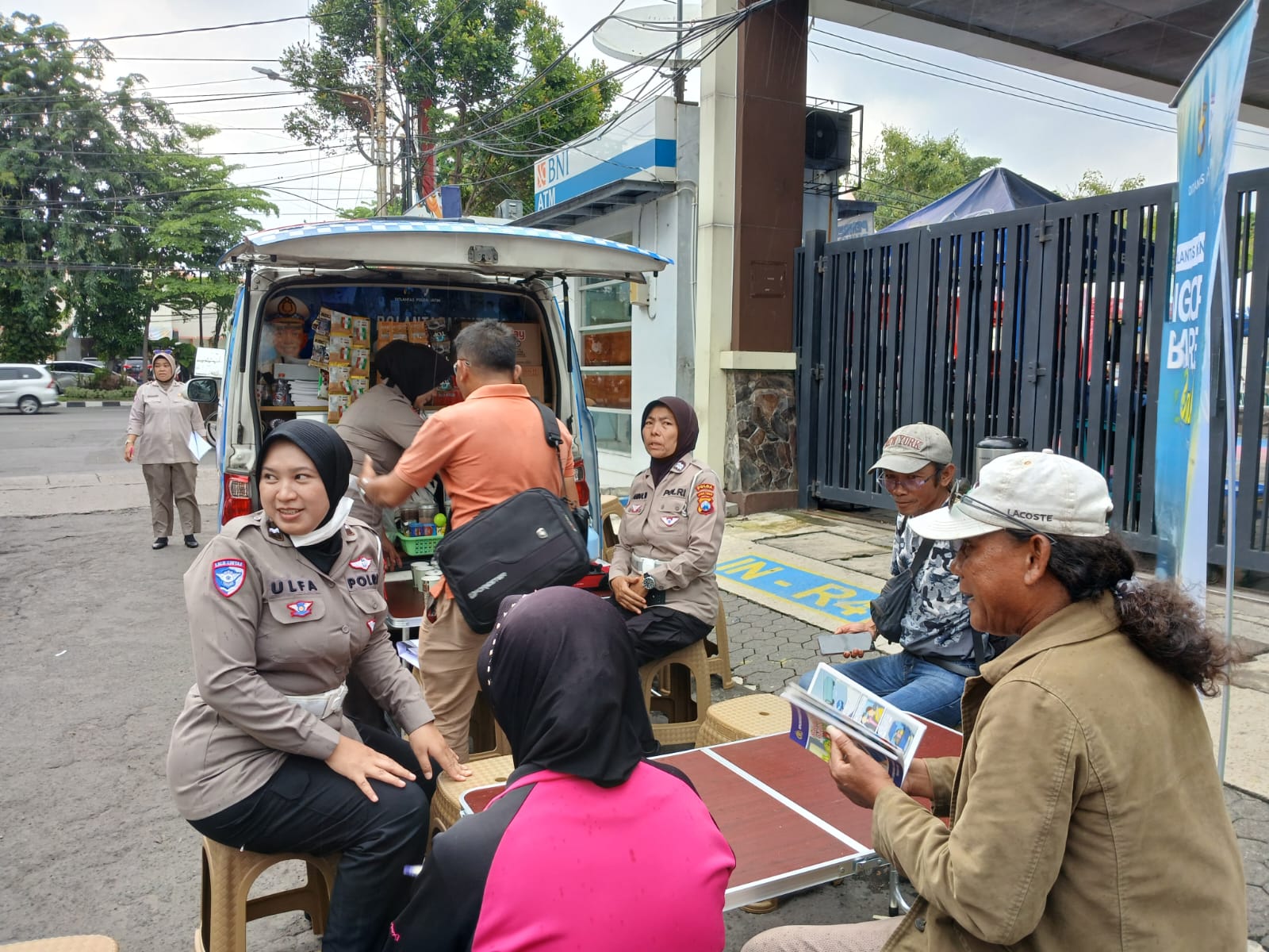 Lewat Ngopi Bareng, Ditlantas Polda Jatim Sosialisasikan Tertib Berlalulintas Operasi Zebra Semeru