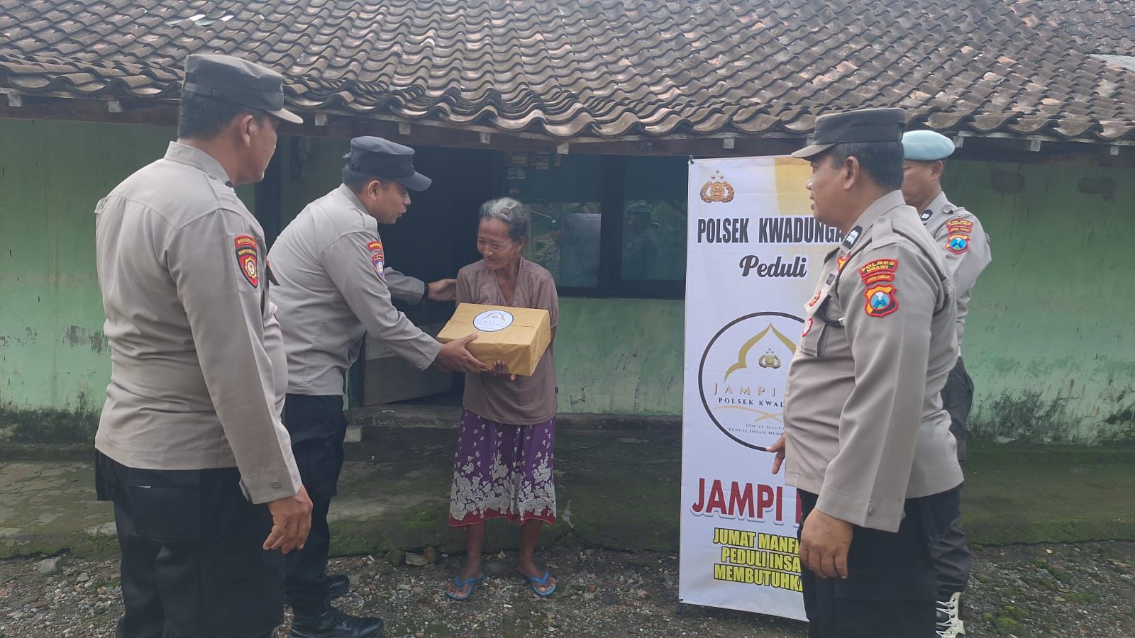 Polisi Ngawi Gelar Jampi Ibu di Kwadungan