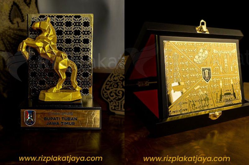 Anti Ribet! Riz Plakat Tawarkan Paket Lengkap Souvenir dan Hemat Biaya untuk Berbagai Acara