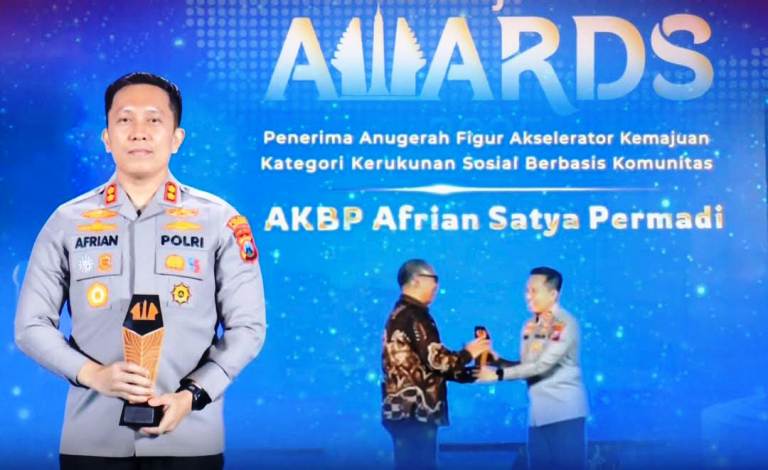 Kapolres Bojonegoro AKBP Afrian Satya Permadi Raih Penghargaan Detik Jatim Awards 2025