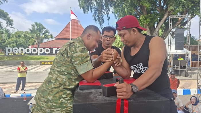  Lomba Panco Situbondo Berlangsung Seru, Diikuti Pelajar hingga Pria Kekar