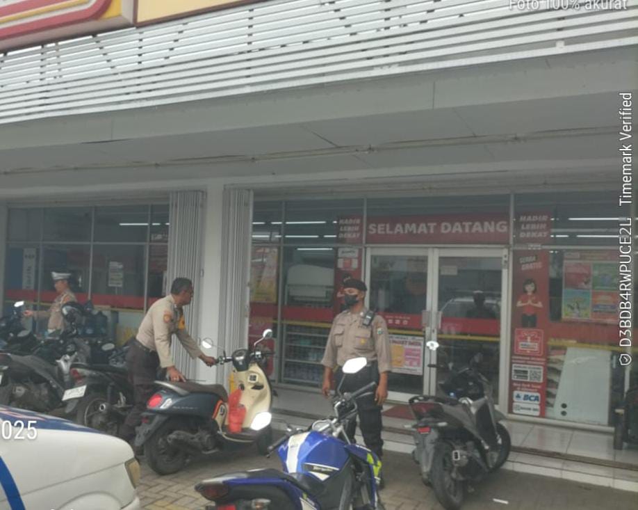 Polsek Lakarsantri Gelar Patroli Kota Presisi di Jelidro, Komitmen Jaga Keamanan Warga