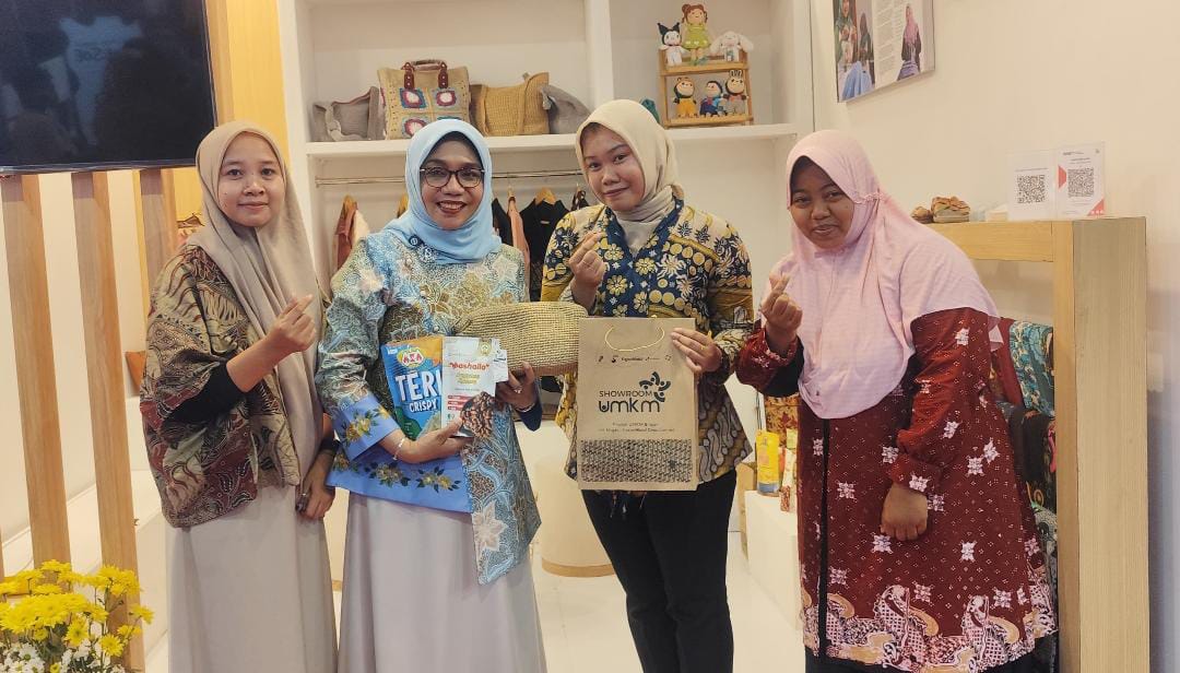 Kolaborasi EMCL dan PIB Bojonegoro Hadirkan Ragam Kreativitas di Wastra Batik Festival 2025