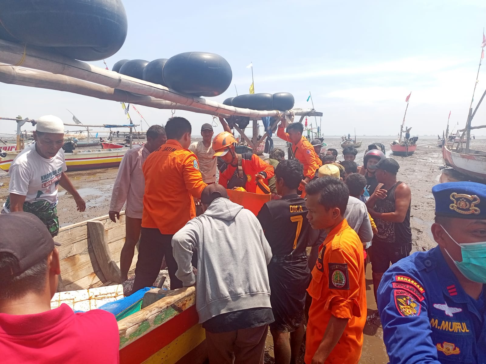 Perahu Terbalik, Dua Nelayan Perempuan Asal Pasuruan Ditemukan Meninggal di Perairan Sidoarjo