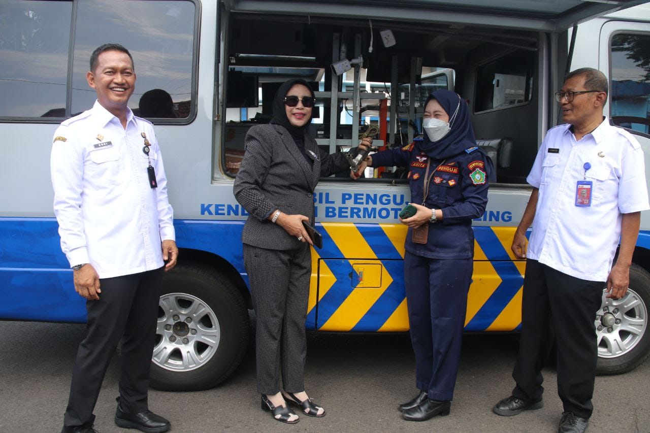 Respons Keluhan Warga, Pemkab Sidoarjo Maksimalkan Mobil Uji KIR Keliling