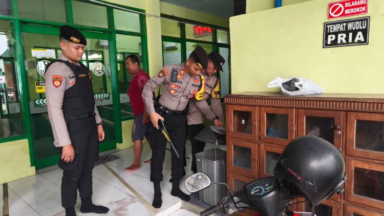 Polres Kediri Kota Sisir Masjid Pastikan Ibadah Ramadan dan Idulfitri Aman