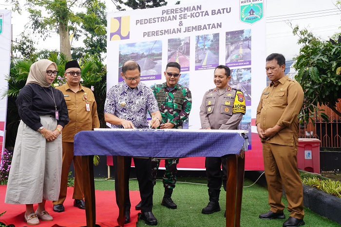 Pemkot Batu Resmikan Jembatan dan Pedestrian Baru untuk Tingkatkan Pelayanan Publik