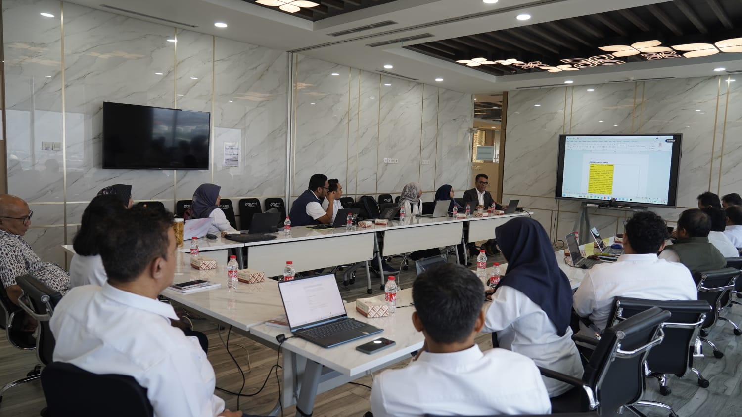 PT Terminal Petikemas Surabaya Perkuat Transparansi Environmental Social and Governance