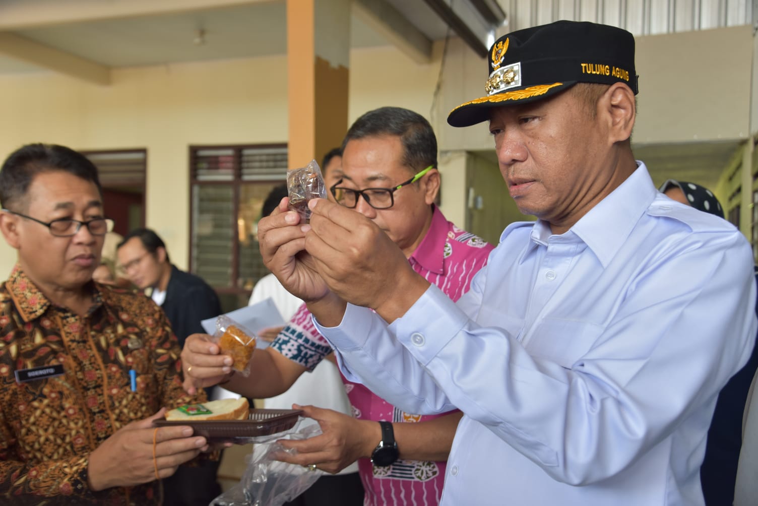 Respons Keluhan Masyarakat, Bupati Gatut Sunu Cek Langsung Pelaksanaan MBG di Tulungagung
