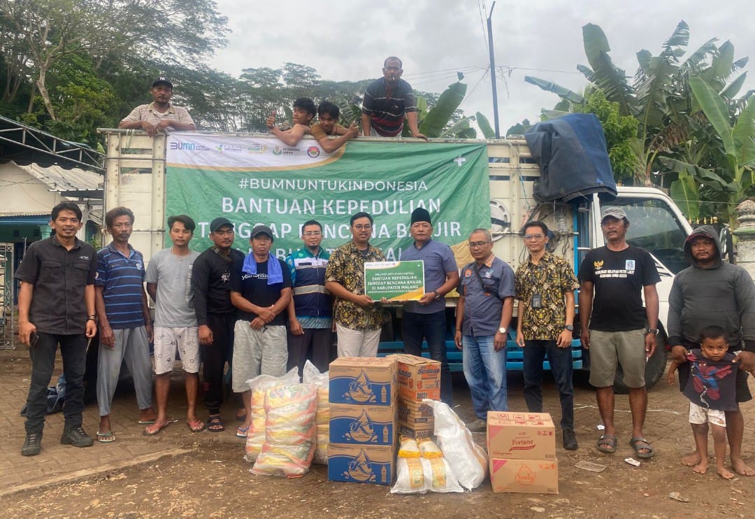 Pasca Banjir Malang Selatan, Petrokimia Kirim Bantuan Sembako