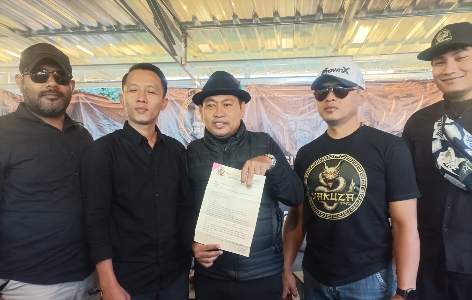 Setelah Melapor, Yakuza Maneges Minta Ica Cellow dan Mala Aghata Dicekal
