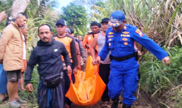 Tragedi Watulepek: Satu Pemancing Tewas Tersapu Ombak, Satu Lainnya Hilang