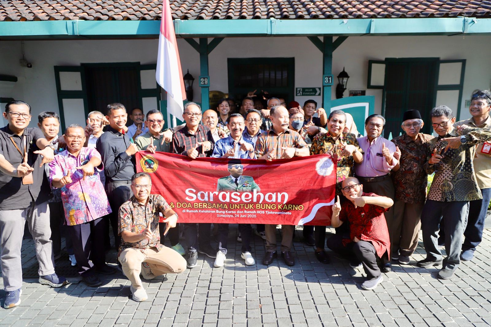 Menguak Jejak Sejarah Bung Karno, Untag Surabaya Gelar Sarasehan dan Doa Bersama di Dua Lokasi Sakral