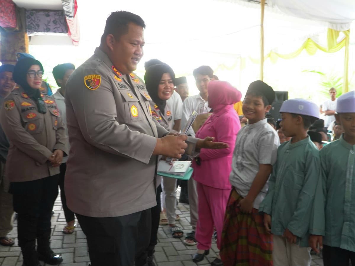 Polres Pasuruan Gandeng Ningsih Tinampi Gelar Khitan Massal, Wujud Sinergi Polri dan Masyarakat