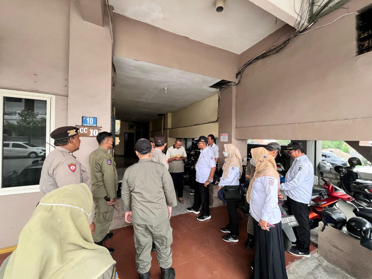 Operasi Yustisi 3 Pilar di Wonocolo Sasar Pendatang Baru Pascalebaran