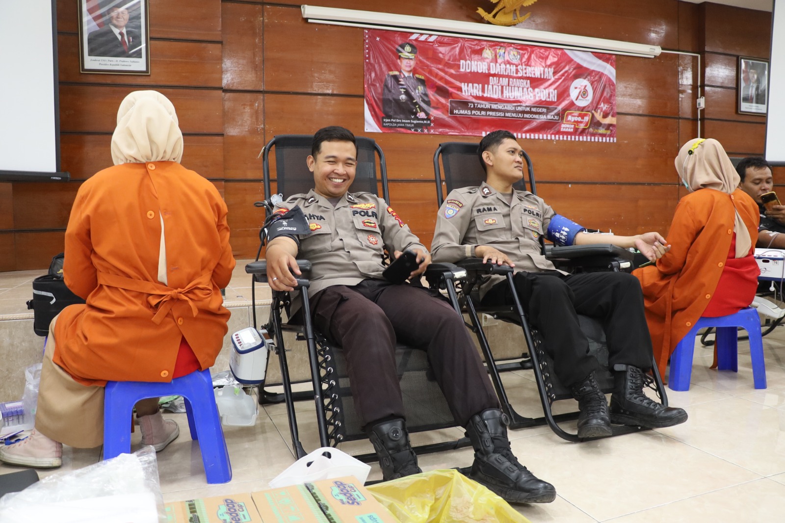 HUT Ke-73 Humas Polri, Polres Pelabuhan Tanjung Perak Gelar Donor Darah