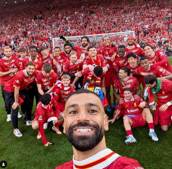 Liverpool Juara Liga Inggris, Arne Slot Nyanyikan Nama Jurgen Klopp di Anfield