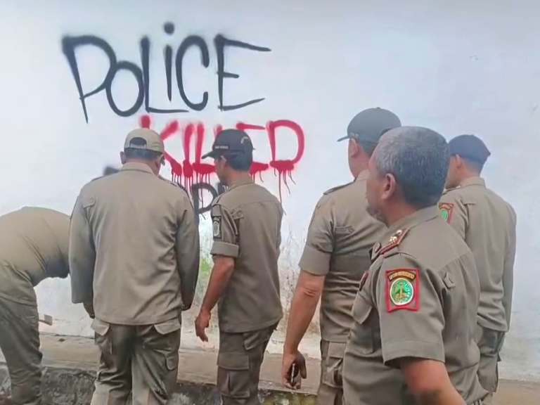 Coretan Vandalisme Bernada Provokatif di Kota Pasuruan Bertambah