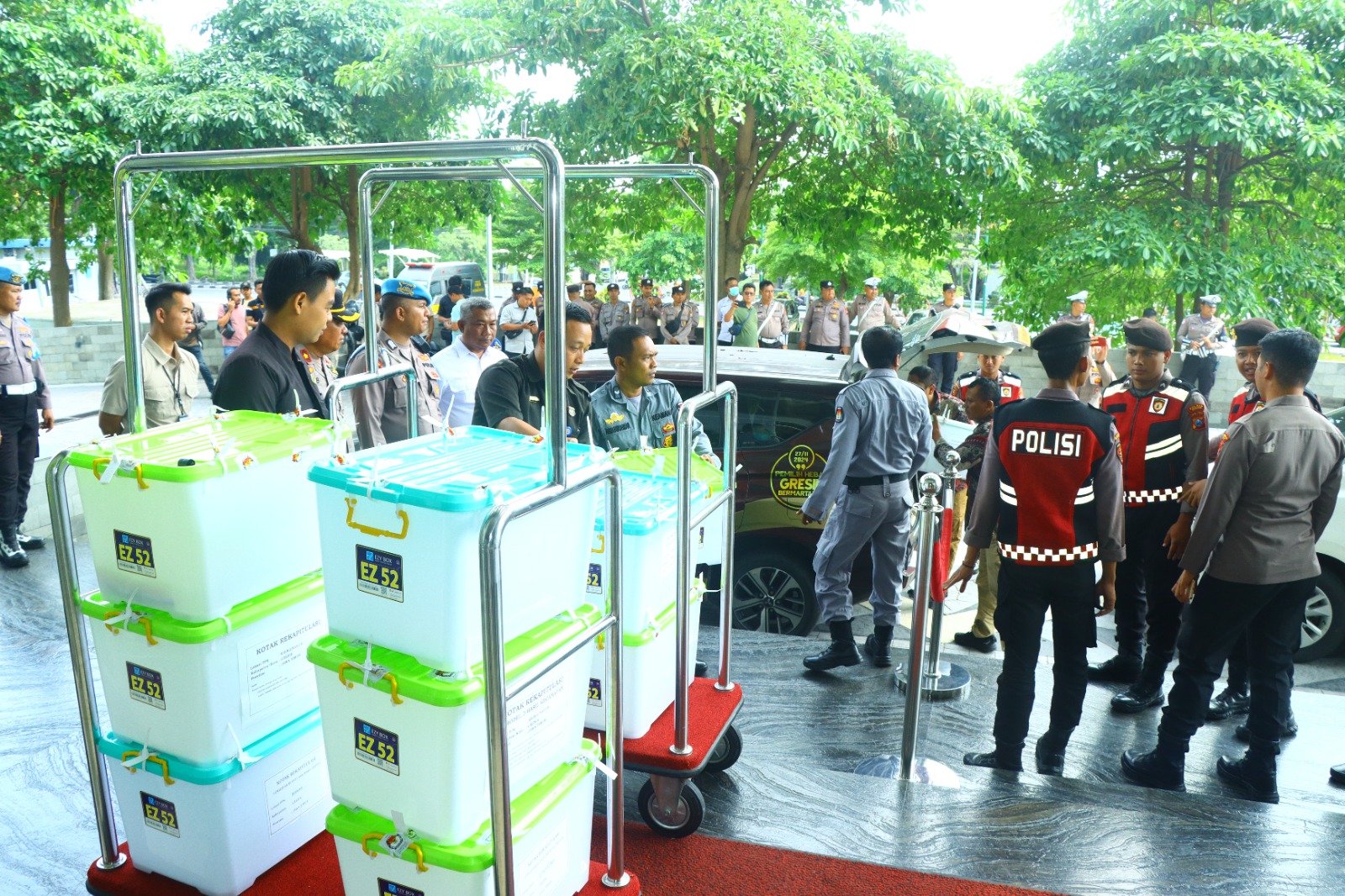 Polres Gresik Gelar Pengamanan Rapat Pleno Terbuka Rekapitulasi Hasil Perolehan Suara Pilkada 2024