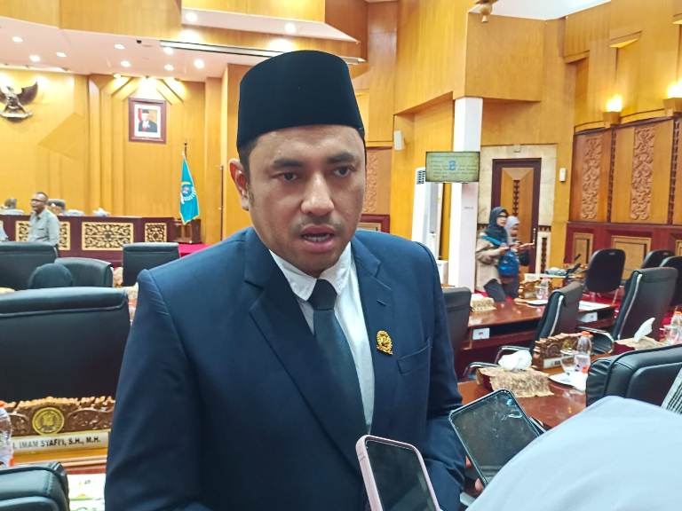 Surabaya Ketinggalan, 8 Daerah Lain di Jatim Sudah Nikmati MBG